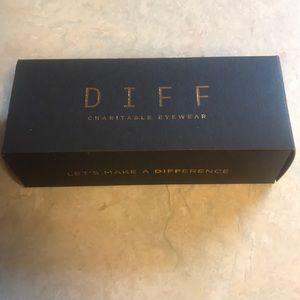 Authentic Brand new DIFF Cruz sunglasses